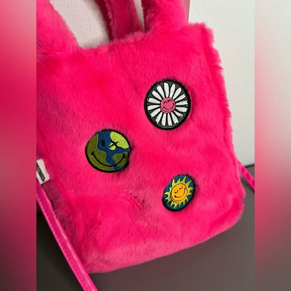 Young Adult SMILEY Small Sherpa Tote Bag Crossbody Neon Smiley Face Y2K Hot Pink - Picture 10 of 16